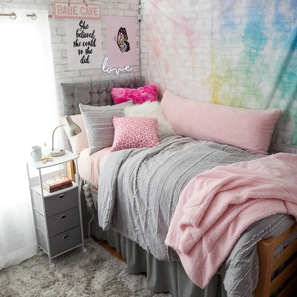 Grey Dormify “Melody Tufted Cushioned Headboard” - Picture 3 of 3